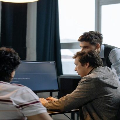 No Stress, Just Success – AWS Course Awaits!